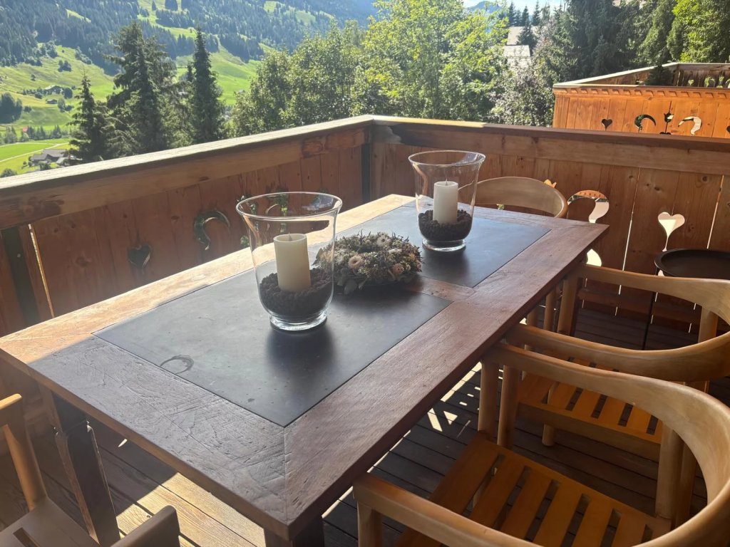 Apartment facing La Videmanette – Rougemont