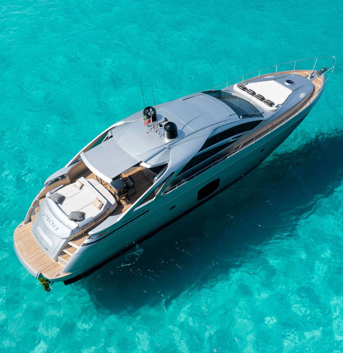 Pershing 70 charter in Saint-Tropez