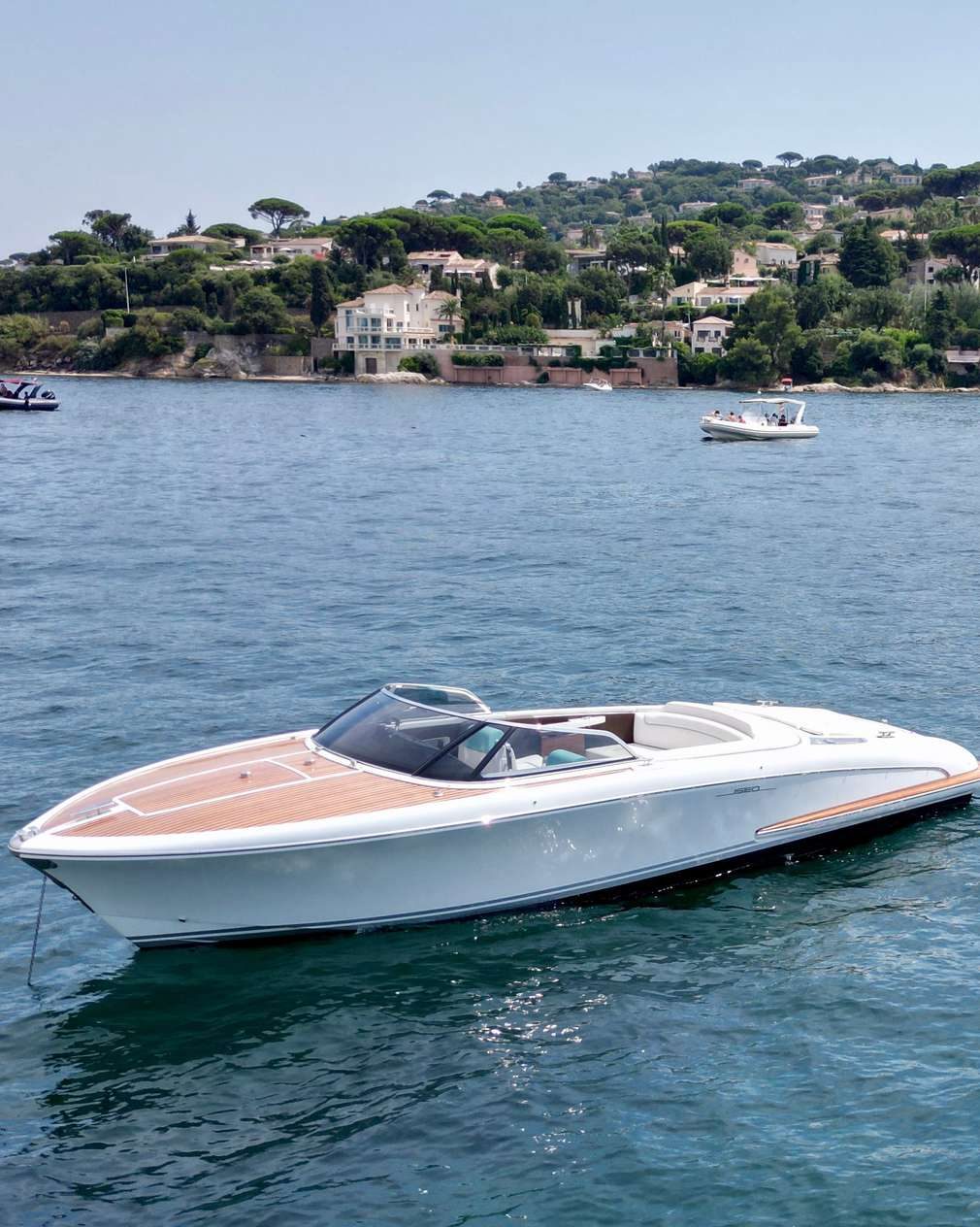 Riva Iseo charter in Saint-Tropez